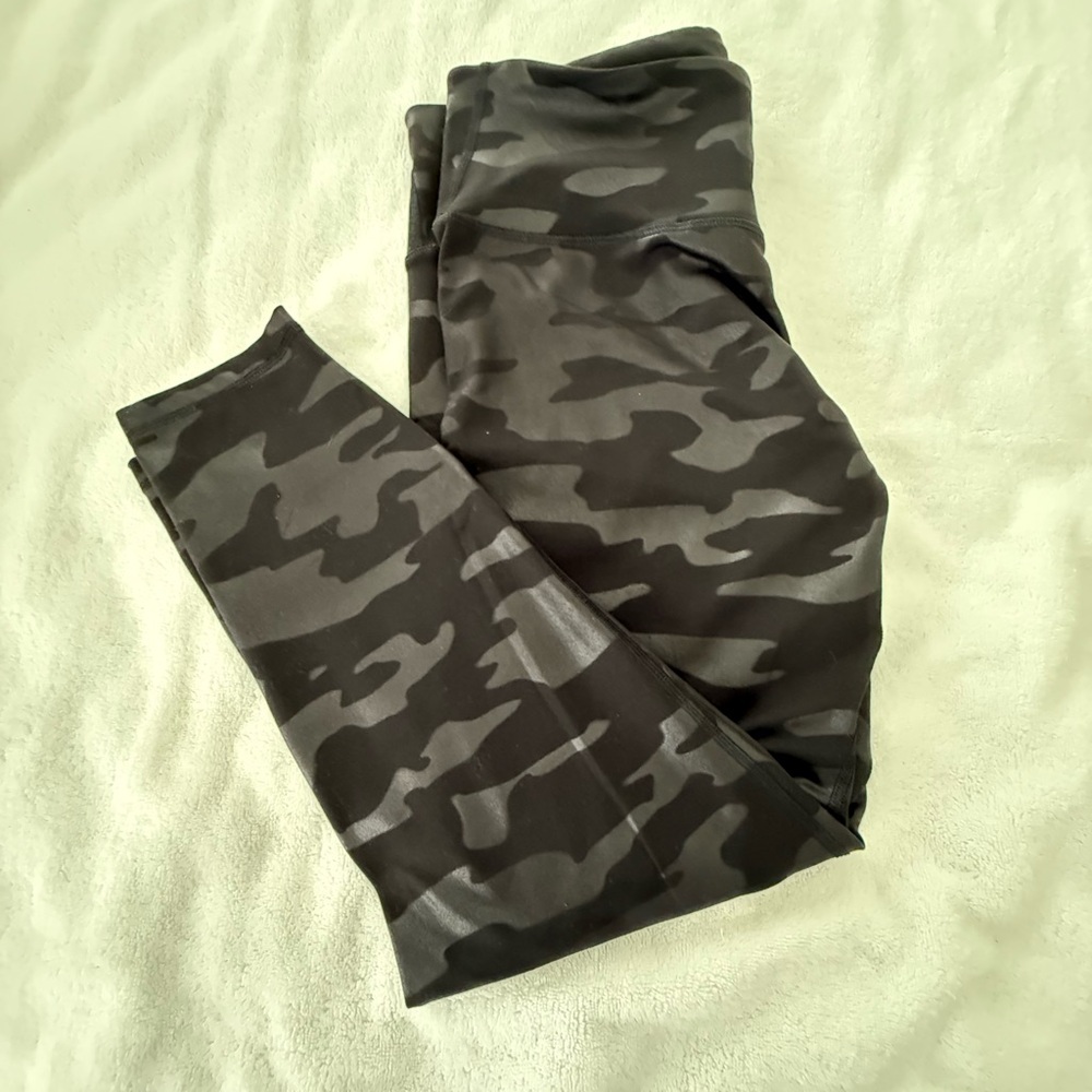 Women’s Camouflage Leggings